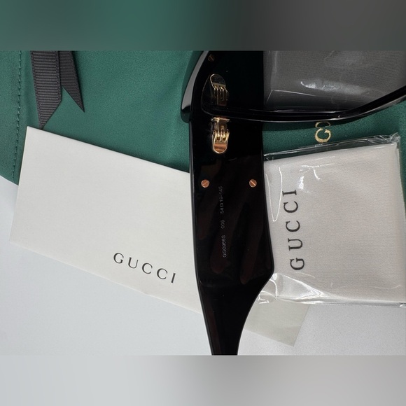 New Gucci Sunglasses NWT - Picture 5 of 6